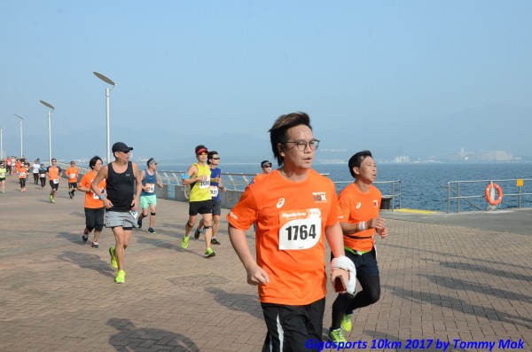 GNDR02015