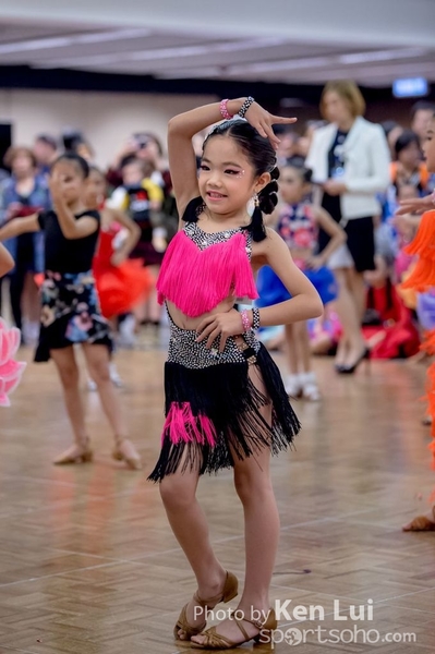 20171119aDance 1090