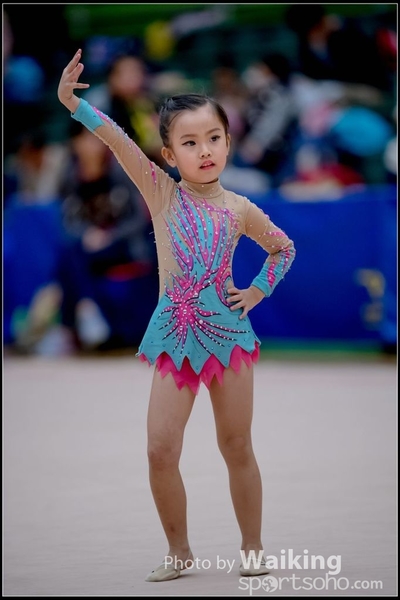 2017-11-25 Rhythmic Gym 1386