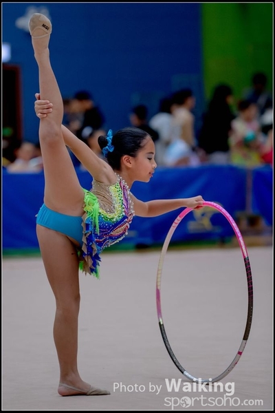 2017-11-25 Rhythmic Gym 2083