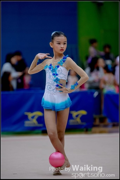 2017-11-25 Rhythmic Gym 2086