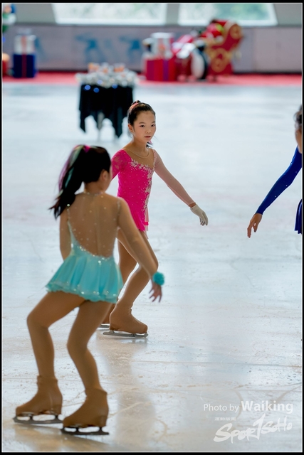 2017-12-23 Xmas Skating 0013