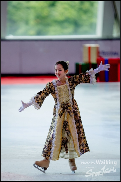 2017-12-23 Xmas Skating 0116