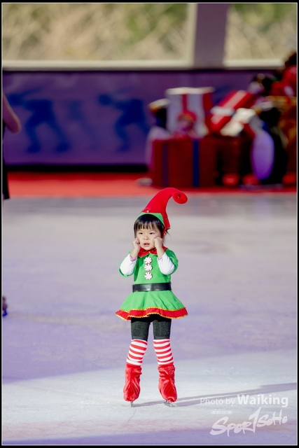 2017-12-23 Xmas Skating 0121