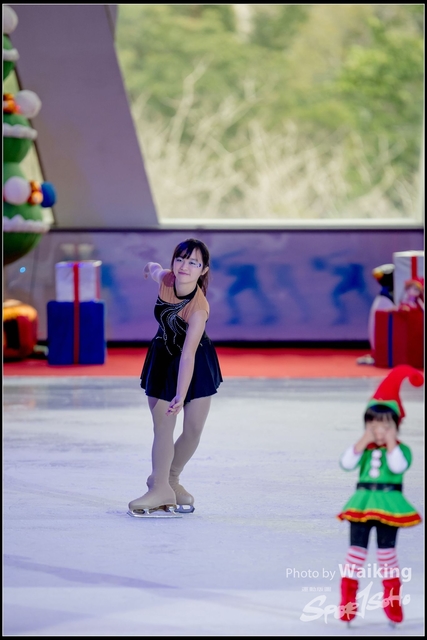 2017-12-23 Xmas Skating 0122