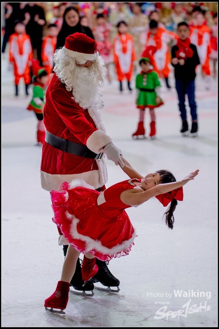 2017-12-23 Xmas Skating 0228