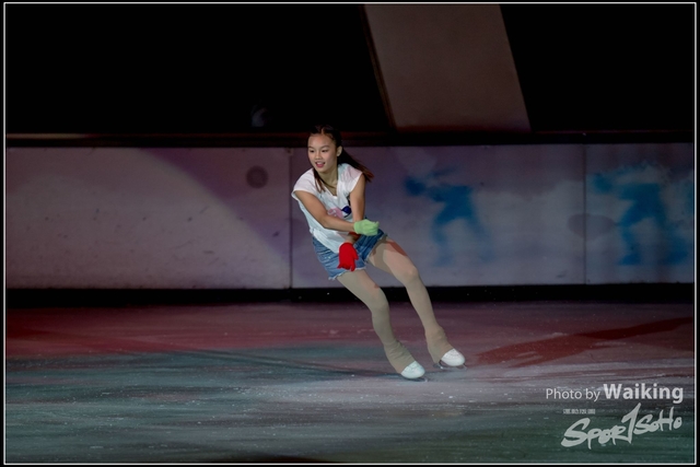 2017-12-23 Xmas Skating 0343