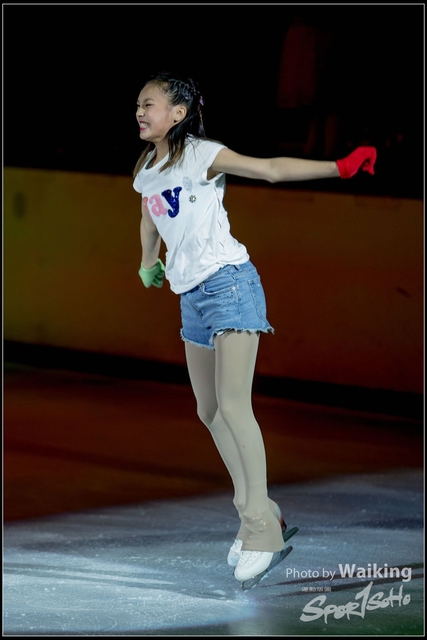 2017-12-23 Xmas Skating 0357