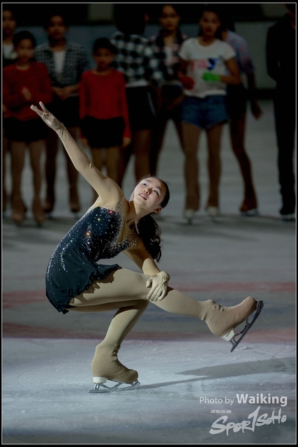 2017-12-23 Xmas Skating 0439