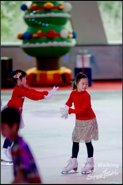 2017-12-23 Xmas Skating 0034