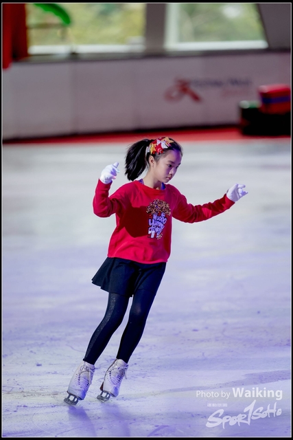2017-12-23 Xmas Skating 0040