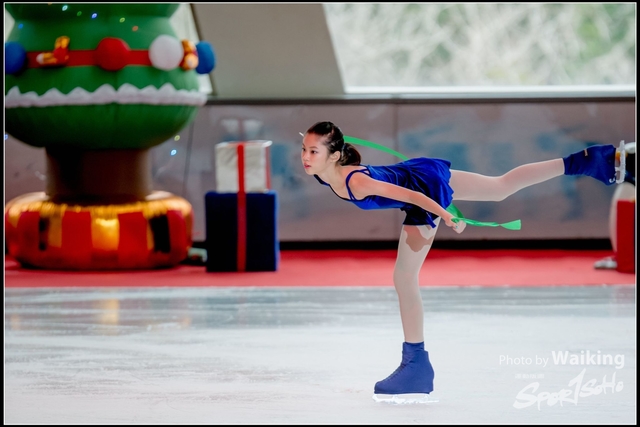 2017-12-23 Xmas Skating 0073
