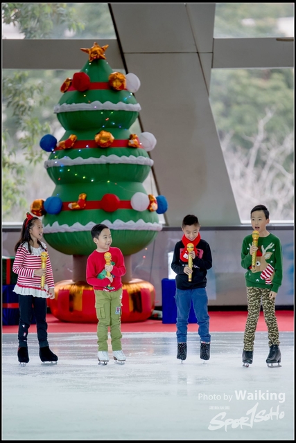 2017-12-23 Xmas Skating 0084