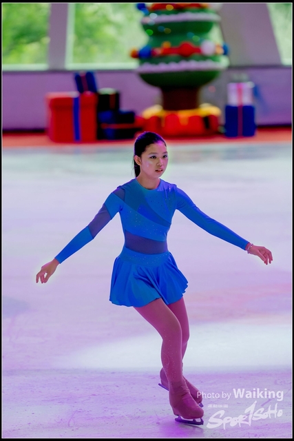 2017-12-23 Xmas Skating 0130