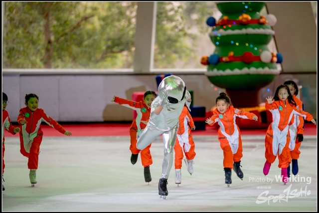 2017-12-23 Xmas Skating 0156