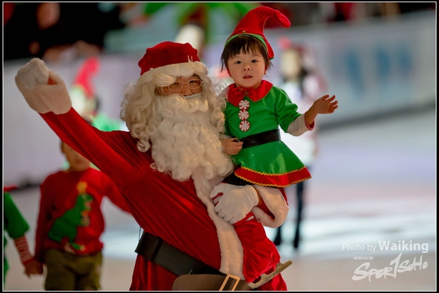 2017-12-23 Xmas Skating 0203