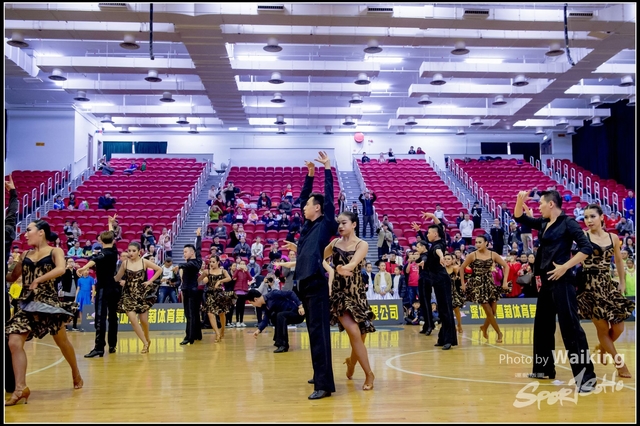 2018-01-01 Dance 0879