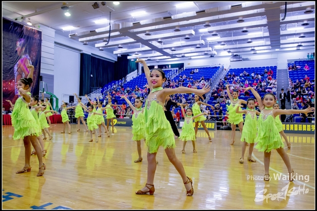 2018-01-01 Dance 0889