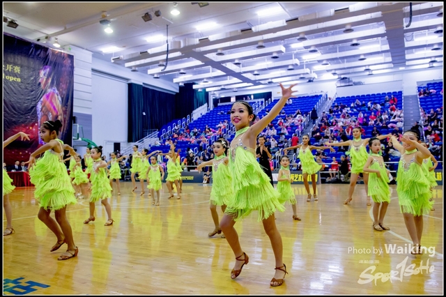2018-01-01 Dance 0890