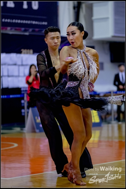 2018-01-01 Dance 0944