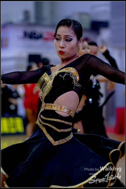 2018-01-01 Dance 0975