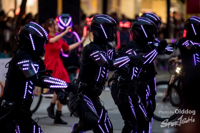 NightParade-20