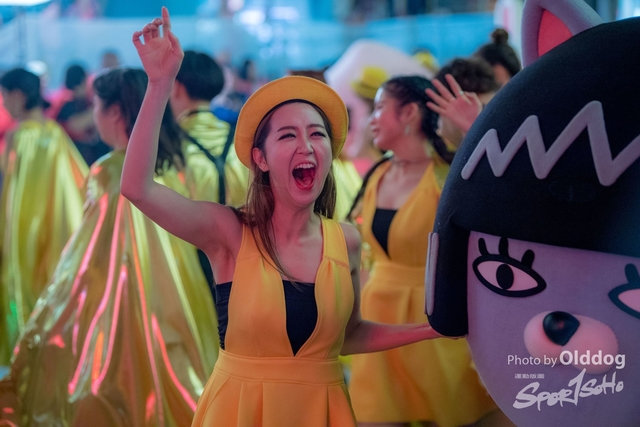 NightParade-402
