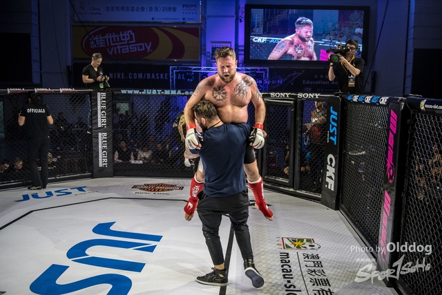 JUST MMA9