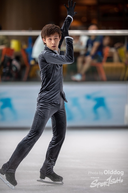 Skating-75