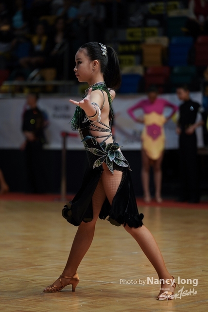 AF96C725-3B7C-4093-9B92-92E93A76DD2F
