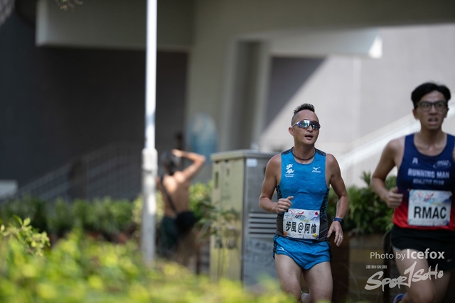 PB_Runner_TKO_0905-24