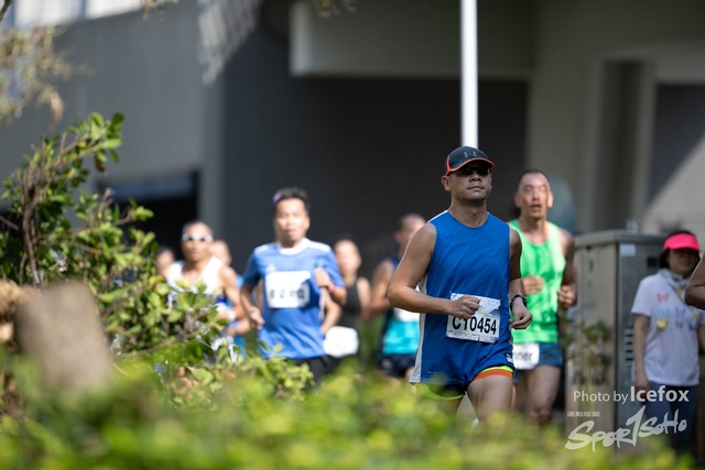 PB_Runner_TKO_0905-127