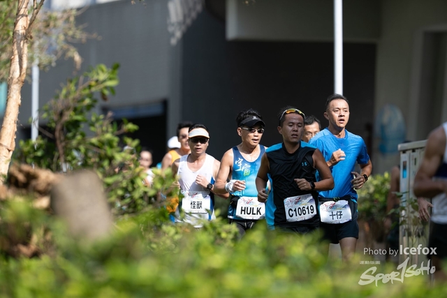 PB_Runner_TKO_0905-133
