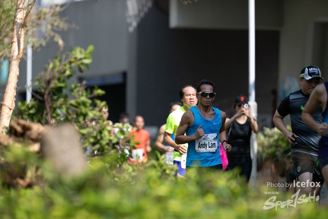 PB_Runner_TKO_0905-195