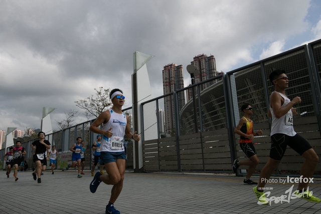 PB_Runner_TKO_0940-20