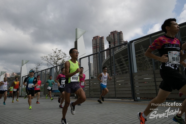 PB_Runner_TKO_0940-21