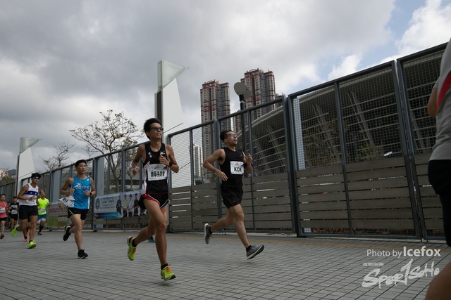 PB_Runner_TKO_0940-24