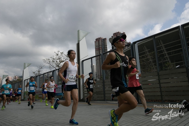 PB_Runner_TKO_0940-26