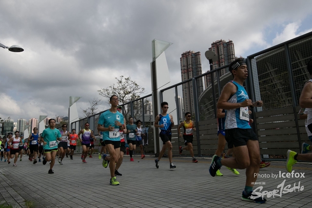 PB_Runner_TKO_0940-27