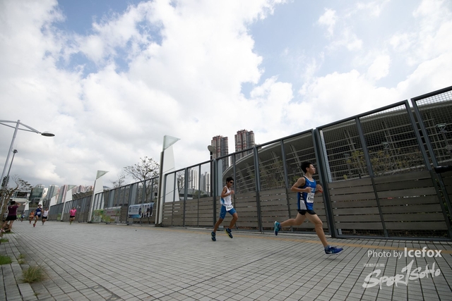 PB_Runner_TKO_0940-75