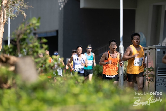 PB_Runner_TKO_0905-250