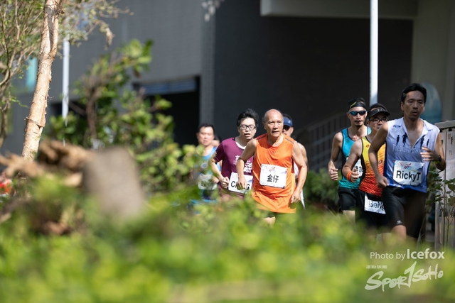 PB_Runner_TKO_0905-254
