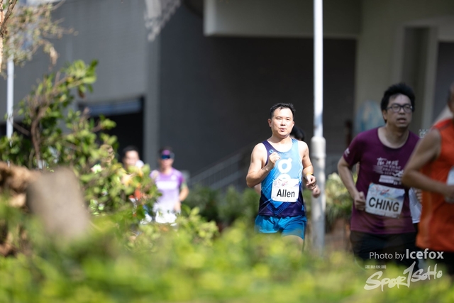 PB_Runner_TKO_0905-257