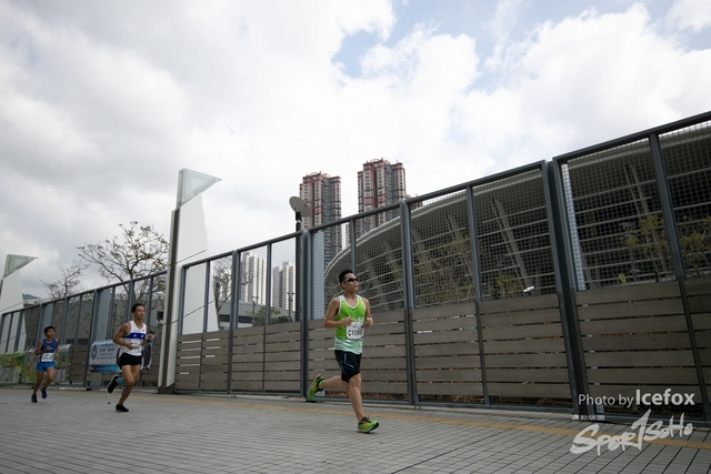 PB_Runner_TKO_0940-91