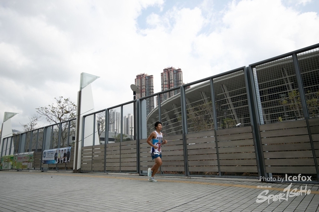 PB_Runner_TKO_0940-103