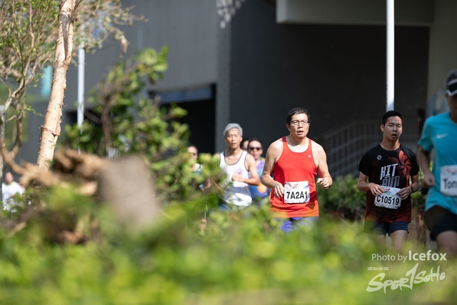 PB_Runner_TKO_0905-270