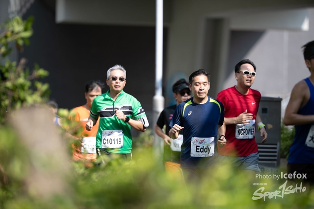 PB_Runner_TKO_0905-273