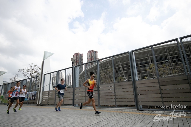 PB_Runner_TKO_0940-111