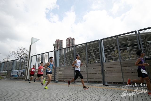 PB_Runner_TKO_0940-128