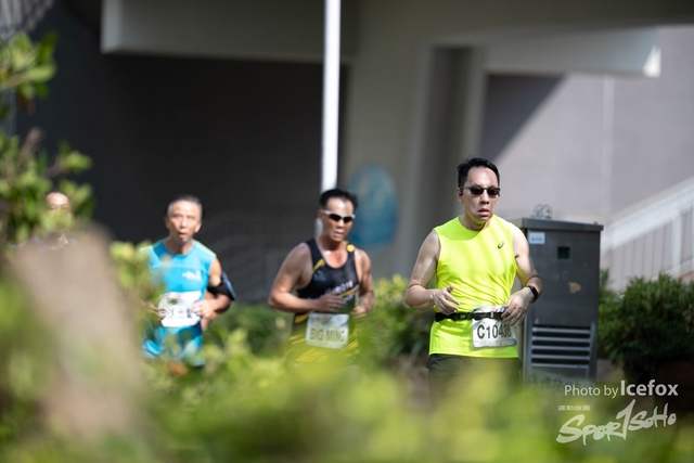 PB_Runner_TKO_0905-309
